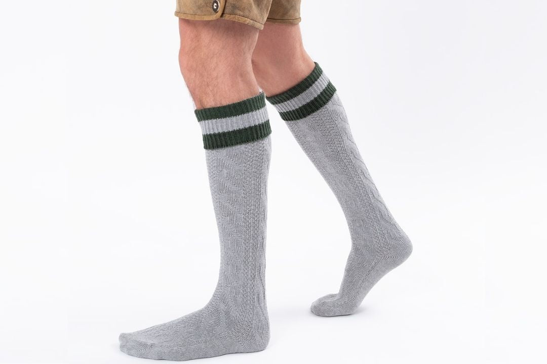 Trachtensocken mit Umschlag und Streifen - A-Plus Content - Detail