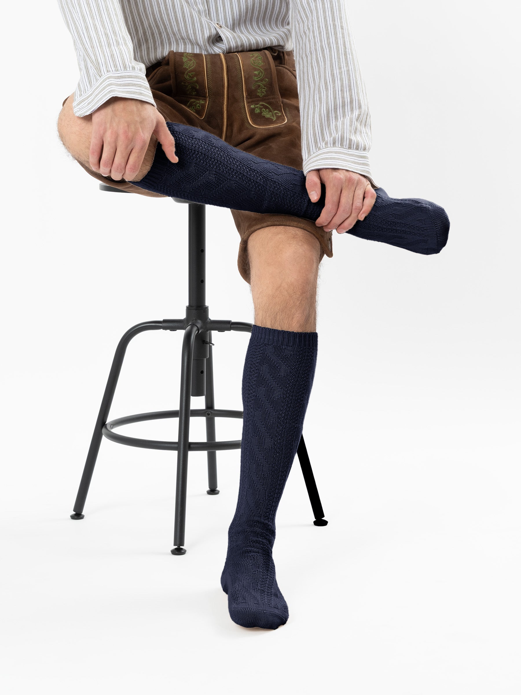 Trachtensocken lang - Dunkelblau - Outfit