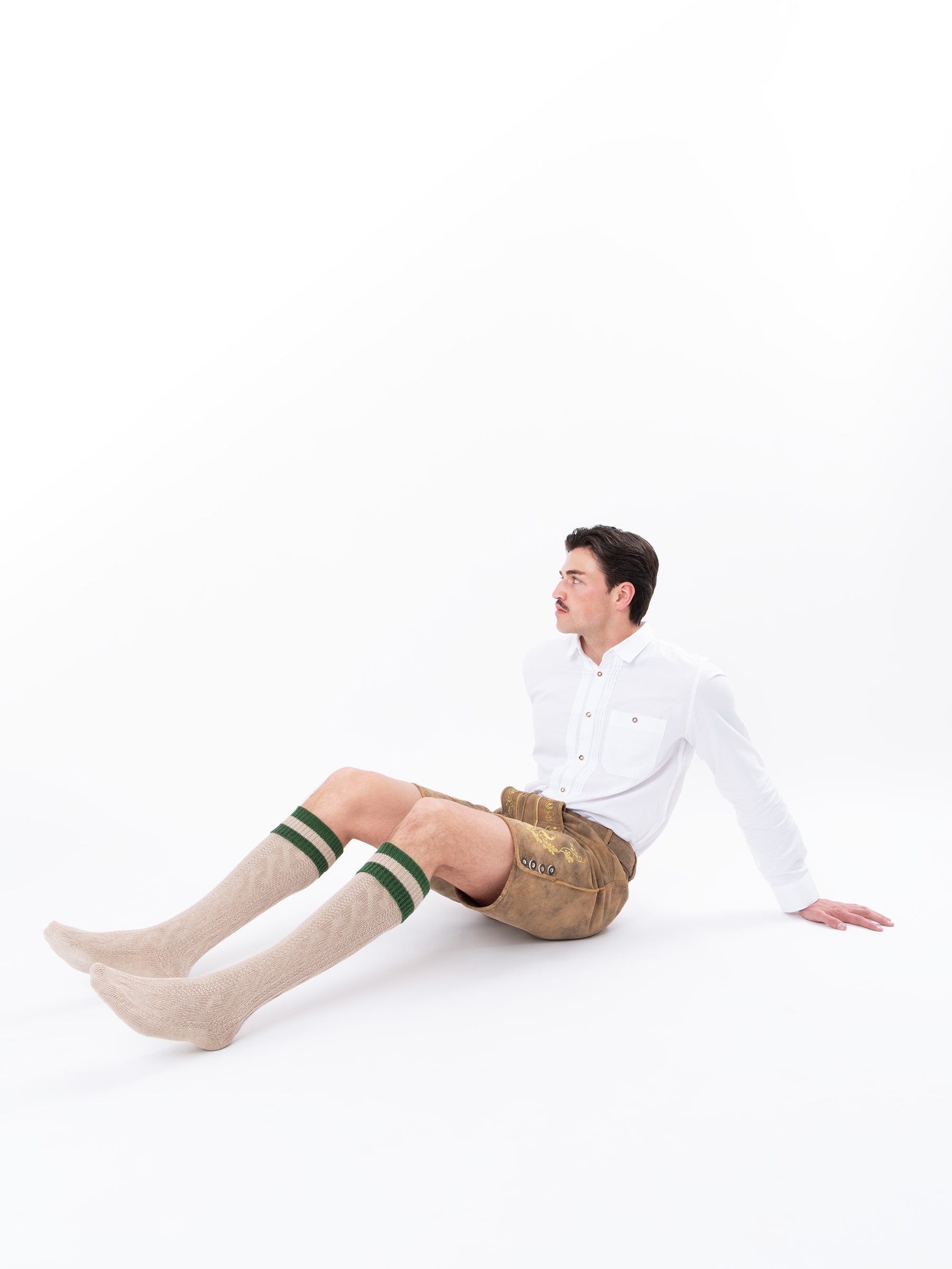 Trachtensocken mit Umschlag und Streifen - Beige-Grün - Outfit