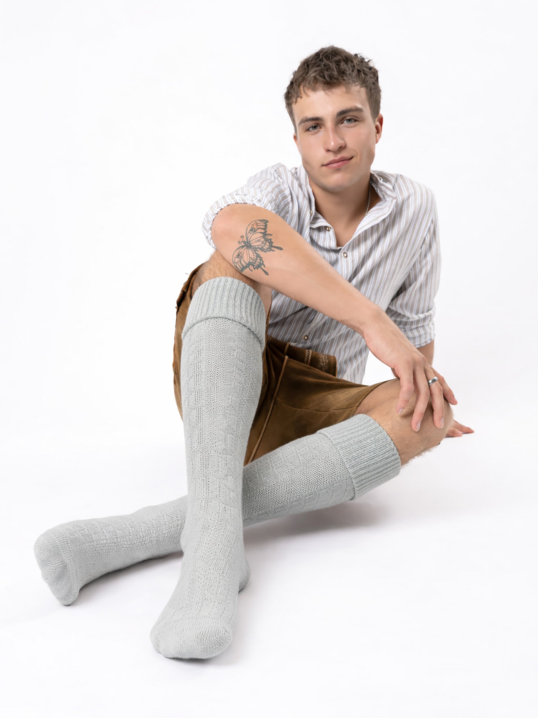 Trachtensocken mit Umschlag - Hellgrau - Outfitbild