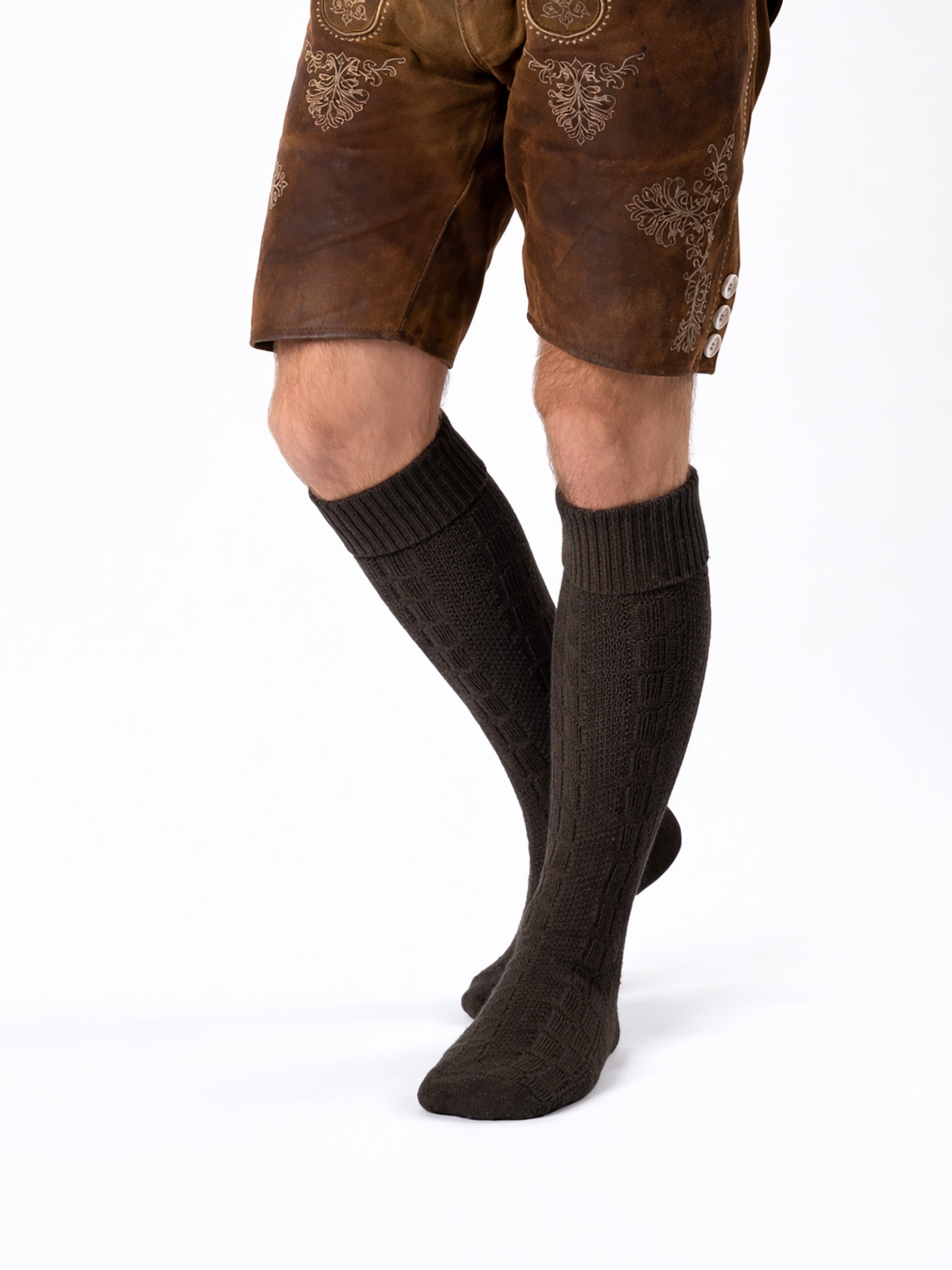 Trachtensocken mit Umschlag - Dunkelbraun - angezogen