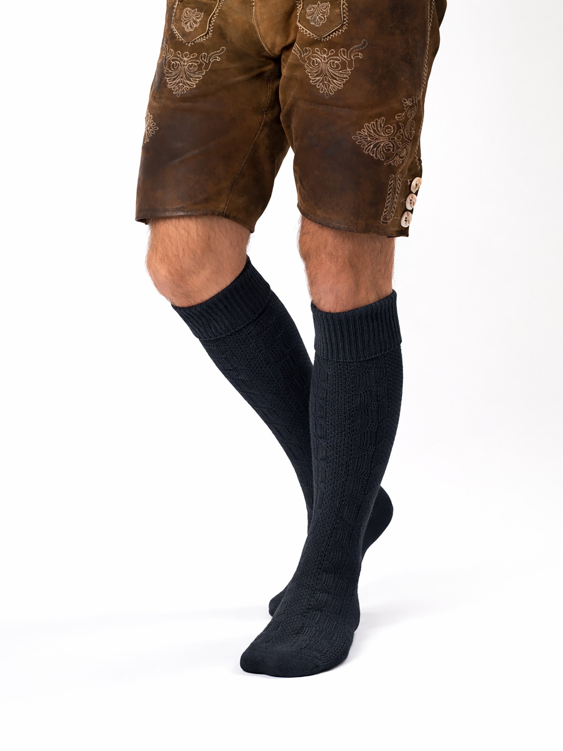 Trachtensocken mit Umschlag - Dunkelblau - angezogen